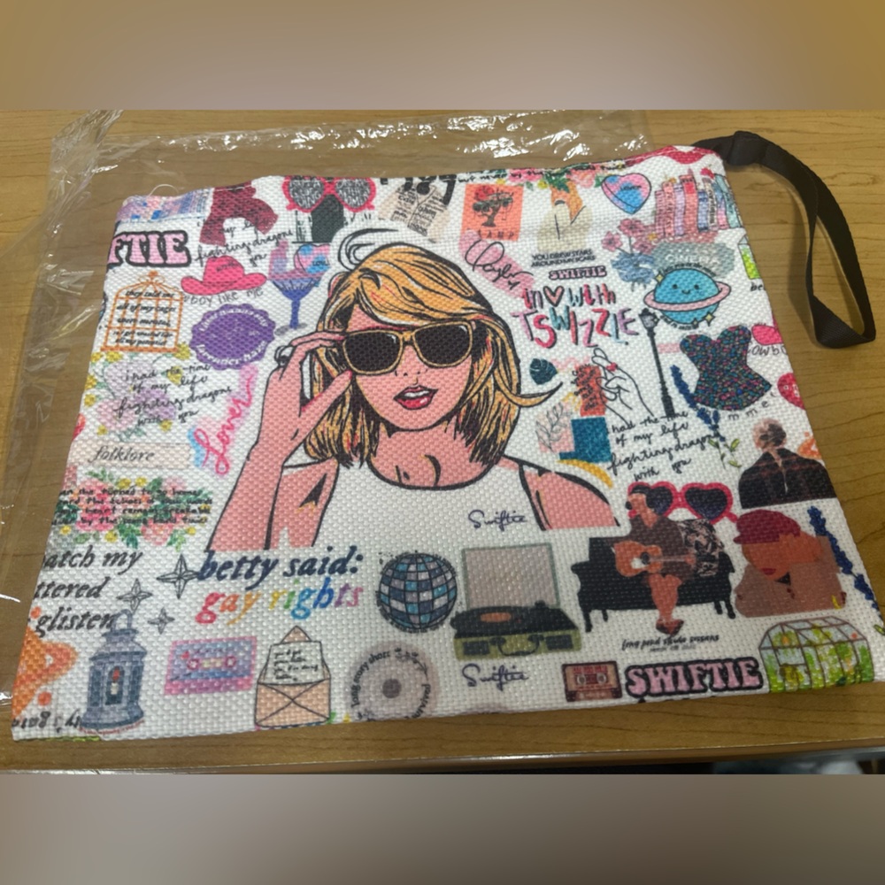 Taylor swift Makeup Bag